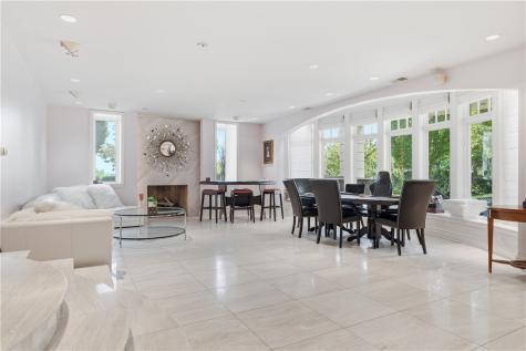 6200 Crown Place Collier Township PA 15142