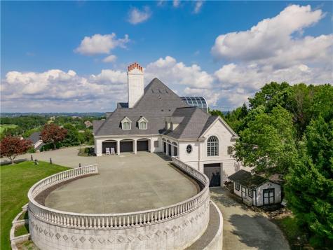 6200 Crown Place Collier Township PA 15142