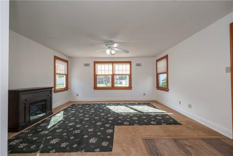 1060 Bank Street Bridgeville PA 15017