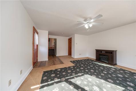 1060 Bank Street Bridgeville PA 15017