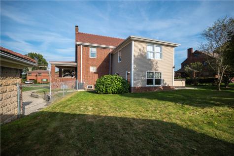 1060 Bank Street Bridgeville PA 15017