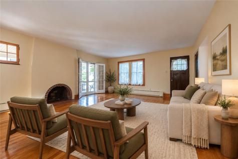 1060 Bank Street Bridgeville PA 15017