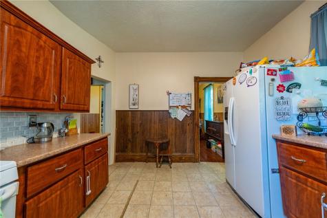 94 Center Avenue Burgettstown Boro PA 15021