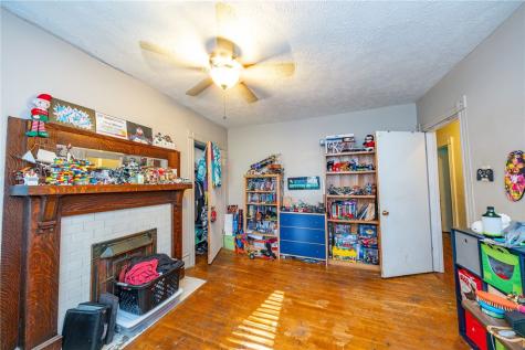 94 Center Avenue Burgettstown Boro PA 15021