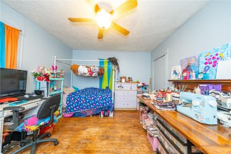 94 Center Avenue Burgettstown Boro PA 15021