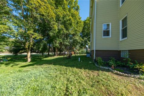 94 Center Avenue Burgettstown Boro PA 15021