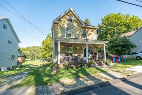 94 Center Avenue Burgettstown Boro PA 15021