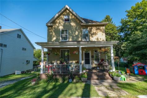 94 Center Avenue Burgettstown Boro PA 15021