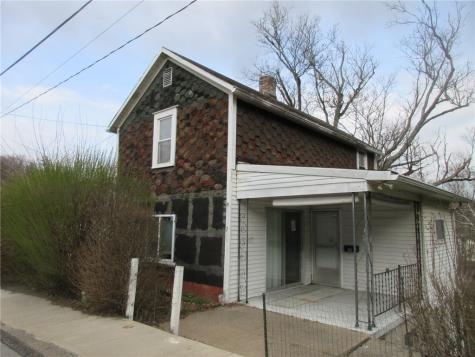211 Main Street Bentleyville PA 15314