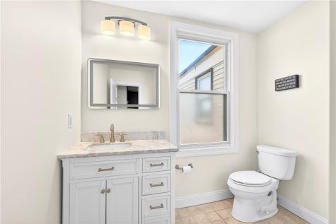 358 Iroquois Place Beaver PA 15009