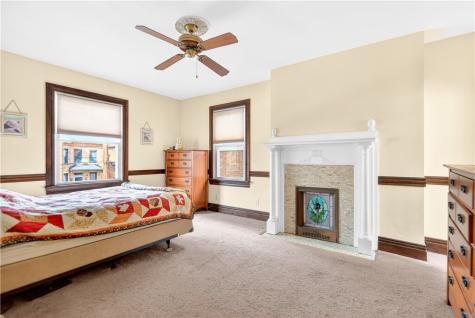 358 Iroquois Place Beaver PA 15009