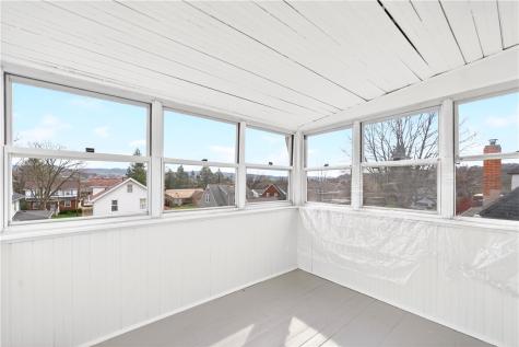 358 Iroquois Place Beaver PA 15009