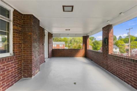 1170 Grandview Drive Bethel Park PA 15102