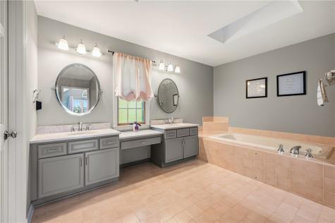 2446 Dogwood Drive Franklin Park PA 15090