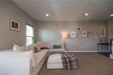 1407 Deer Creek Crossing Drive Cecil PA 15317