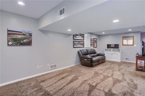 119 Cherrydale Court Ohio Township PA 15237