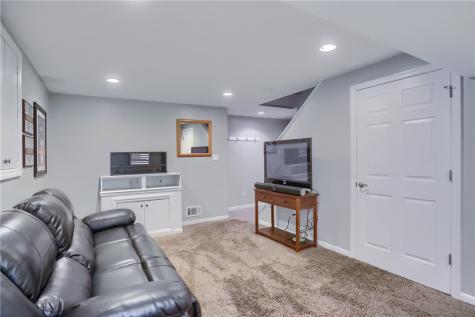 119 Cherrydale Court Ohio Township PA 15237