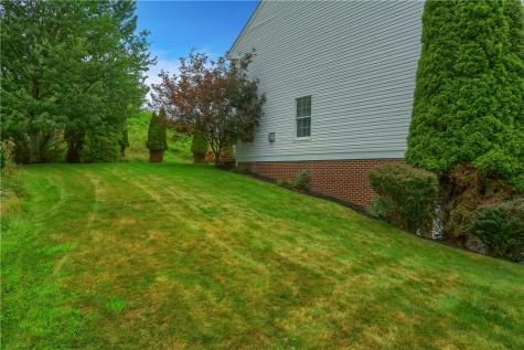 119 Cherrydale Court Ohio Township PA 15237