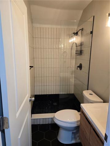 419 Maytide Street Carrick PA 15227