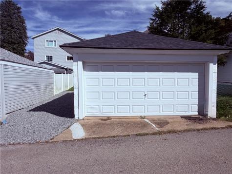 604 8th Street Irwin PA 15642