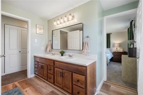 217 Scottsdale Drive Coraopolis PA 15108