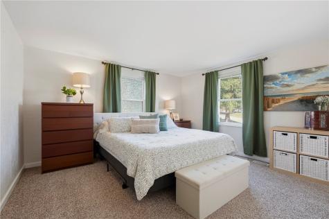 217 Scottsdale Drive Coraopolis PA 15108