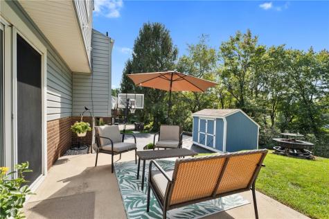217 Scottsdale Drive Coraopolis PA 15108