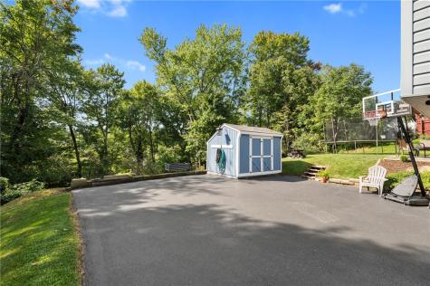 217 Scottsdale Drive Coraopolis PA 15108
