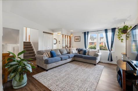 217 Scottsdale Drive Coraopolis PA 15108