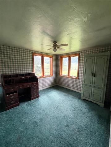 3135 Conway Wallrose Road Economy PA 15005