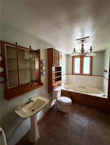 3135 Conway Wallrose Road Economy PA 15005