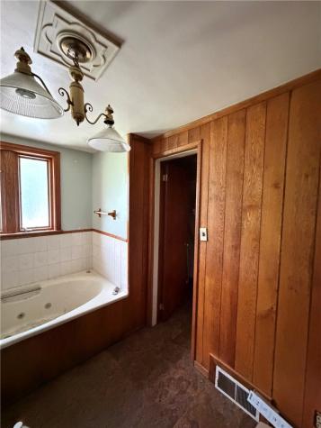 3135 Conway Wallrose Road Economy PA 15005