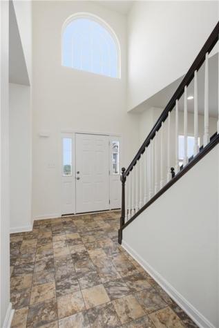 304 Rose Hill Court North Strabane PA 15317