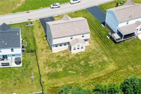 304 Rose Hill Court North Strabane PA 15317