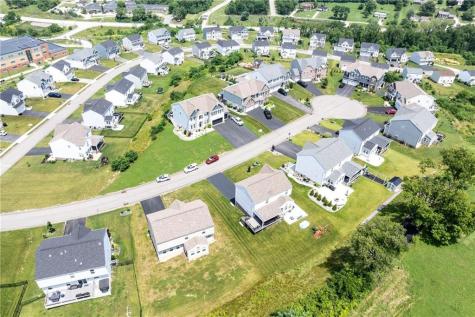 304 Rose Hill Court North Strabane PA 15317