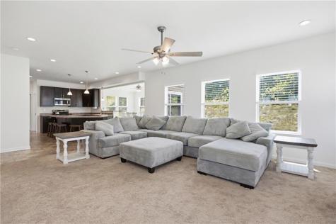 304 Rose Hill Court North Strabane PA 15317