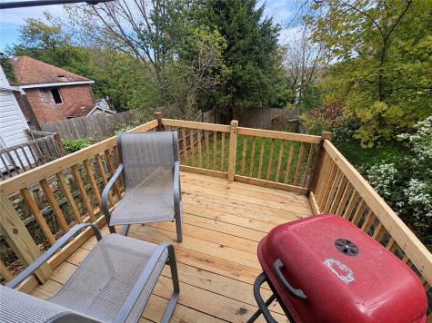 2816 Veteran Street Perry Hilltop PA 15214