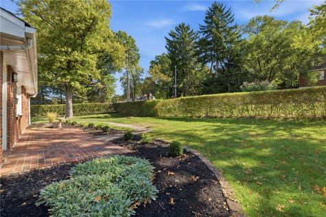 2400 Milford Drive Bethel Park PA 15102