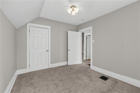 487 Antenor Avenue Overbrook PA 15210
