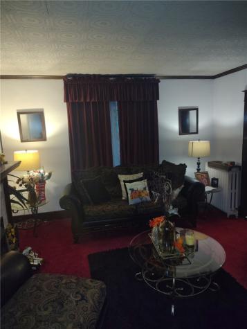 104 E Agnew Avenue Carrick PA 15210