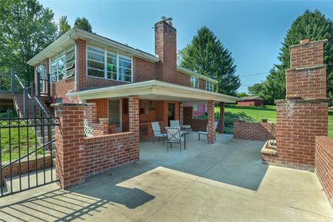 3995 Utah Court Murrysville PA 15632