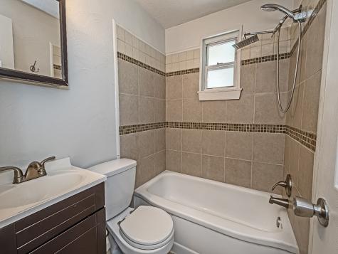 3437 Brinway West Mifflin PA 15122