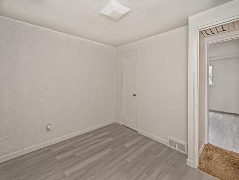 3437 Brinway West Mifflin PA 15122