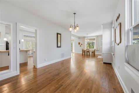 304 Bower Hill Road Mt Lebanon PA 15228