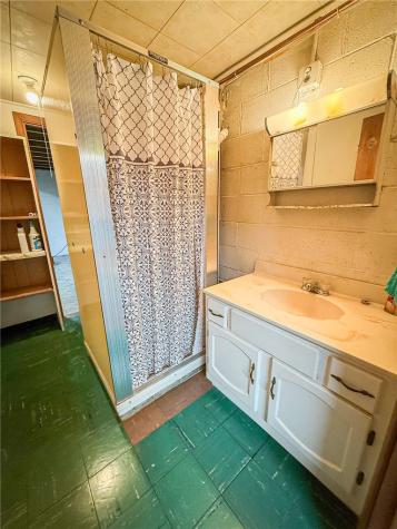 552 Queenstown Road Perry Township PA 16041