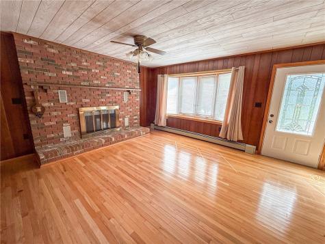 552 Queenstown Road Perry Township PA 16041