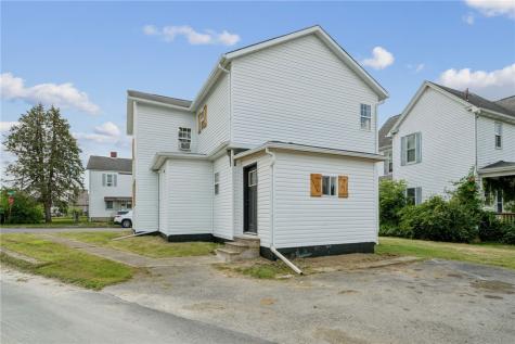 524 Brinker Avenue Latrobe PA 15650