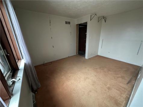 6290 Irishtown Road Extension Bethel Park PA 15102