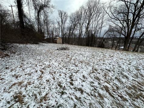 6290 Irishtown Road Extension Bethel Park PA 15102