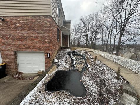 6290 Irishtown Road Extension Bethel Park PA 15102